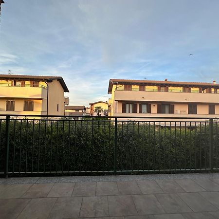 La Quercia Fiorita Hotel Trivolzio ภายนอก รูปภาพ