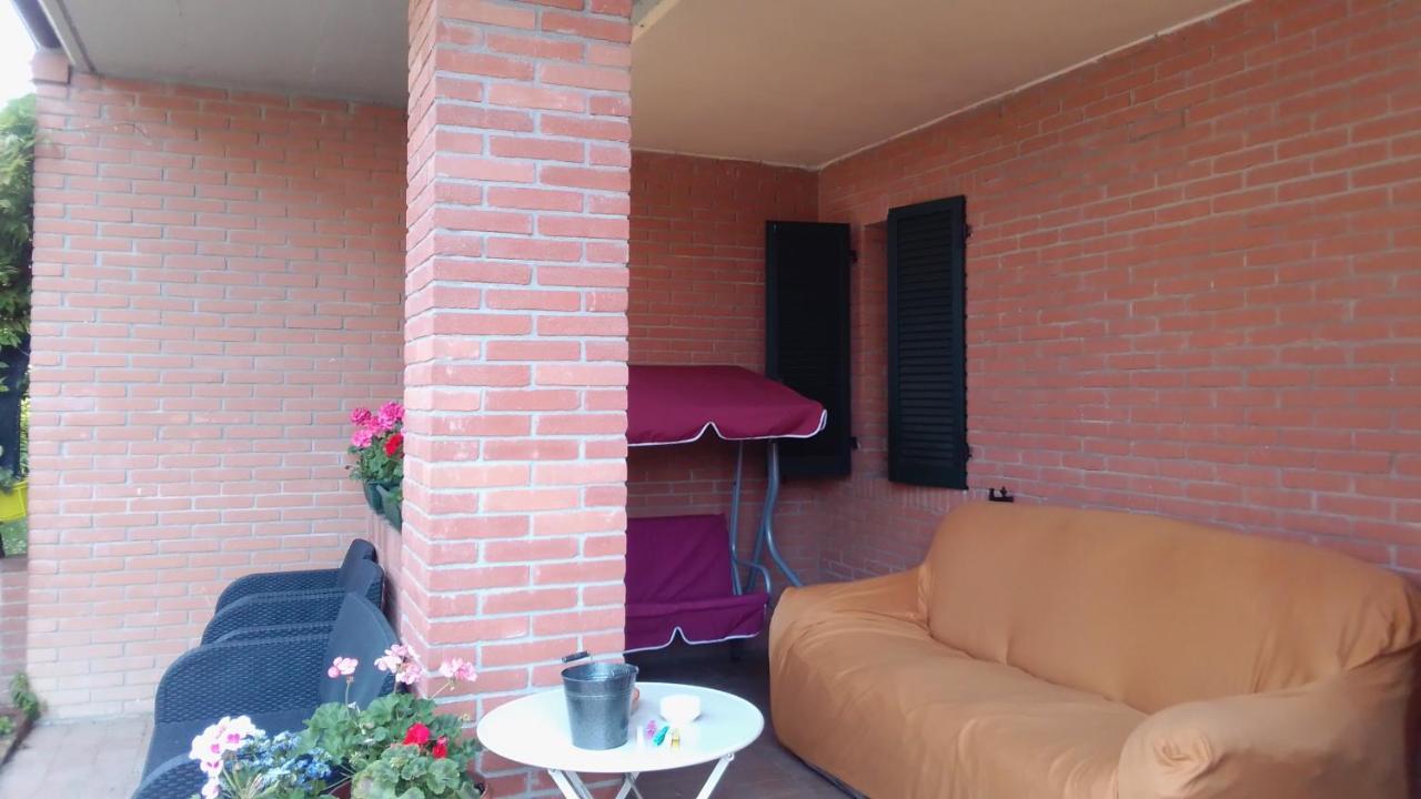La Quercia Fiorita Hotel Trivolzio ภายนอก รูปภาพ